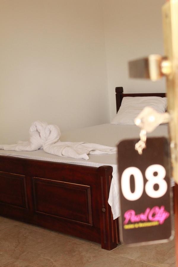 Pearl City Hotel Tissamaharama Ngoại thất bức ảnh